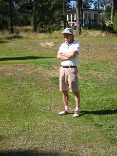 Uffe poserar p� 1.a tee p� Hammar�.