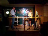 Uffe rockar loss p� Kings Pub. Klicka f�r att se filmen!