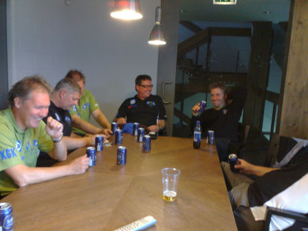 Koncentrationen �r total. Ska den g� i? Klicka f�r att f�rstora!