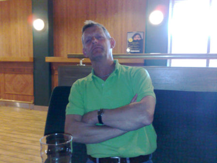 Koncentrationen �r total. Ska den g� i? Klicka f�r att f�rstora!